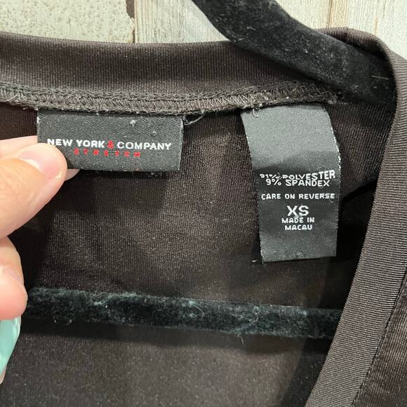 Y2K Brown Round Neck Sequin Tank Top Grunge Romcom Dragon Womens XS NY & Co - Picture 2 of 5